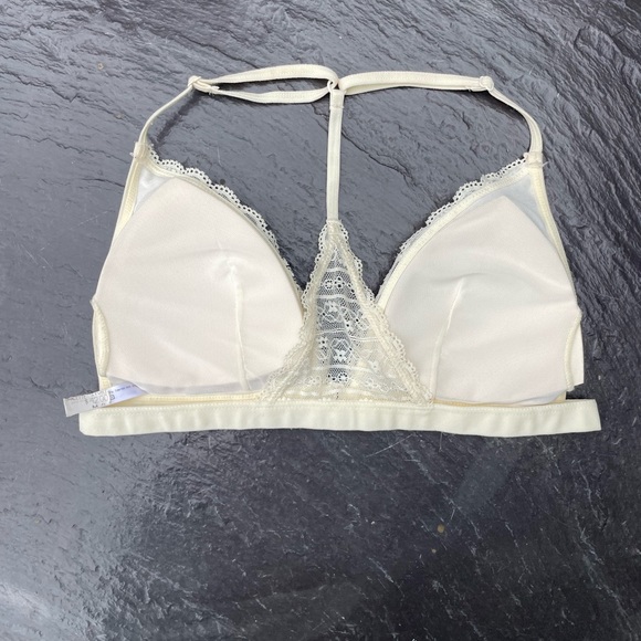 NWT ivory lace bralette - Picture 2 of 4